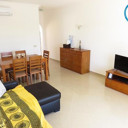 Apartamento T1 Com Vista Mar Perto Da Praia N.ª Sra. Da Rocha Porches  Zewnętrze zdjęcie