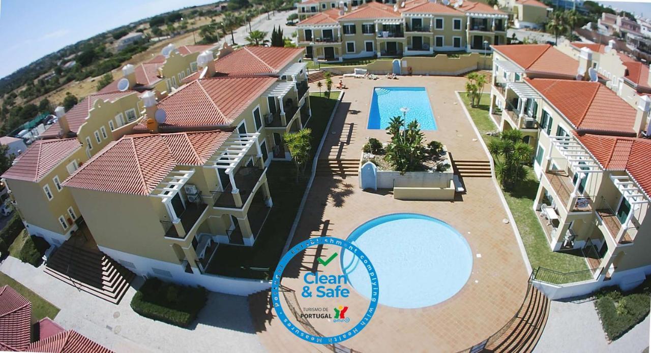 Apartamento T1 Com Vista Mar Perto Da Praia N.ª Sra. Da Rocha Porches  Zewnętrze zdjęcie